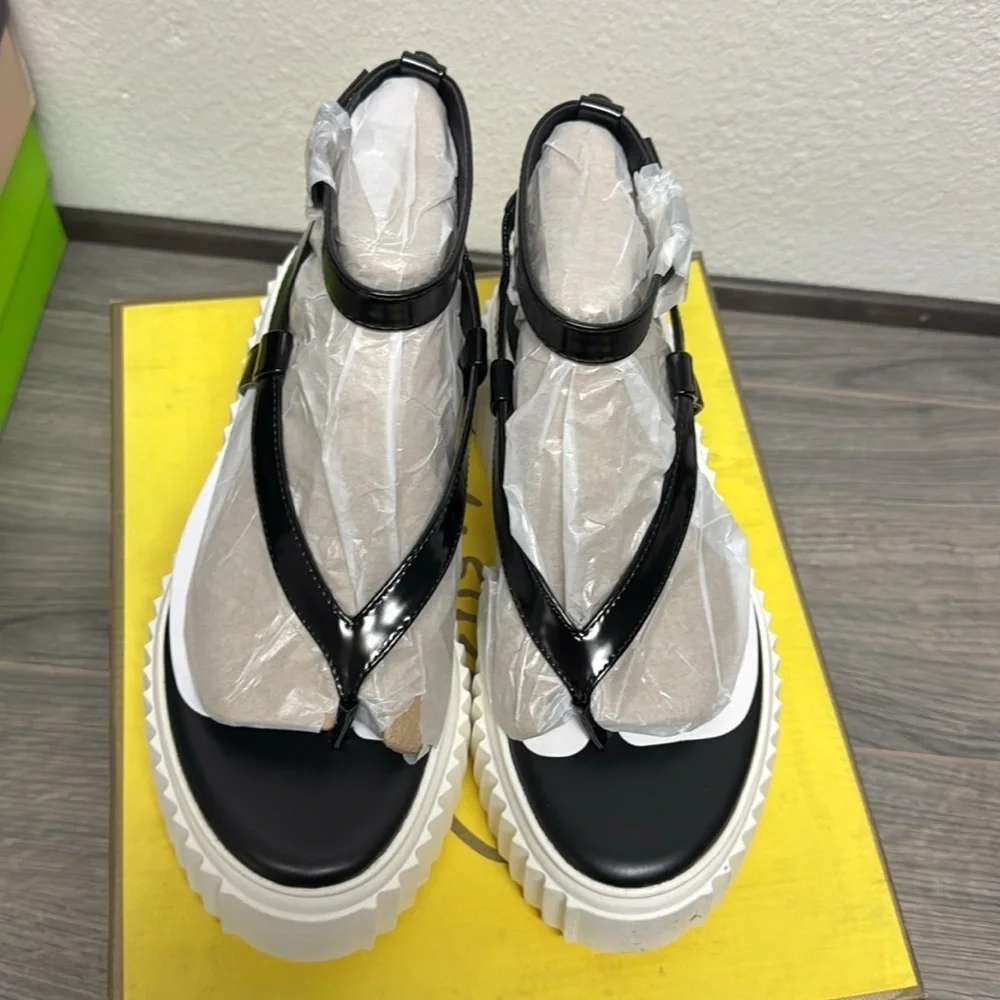 **CIRCUS NY Women's Elana Platform Sandals**